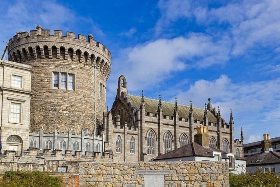 Dublin Castle's history and travel information by castletourist.com